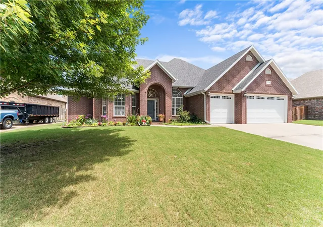 3rd image of 4376 W Wedge Dr, Fayetteville, AR 72704 | MLS# 1352993