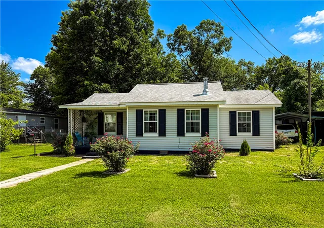Photo 2 of Sale Pending at 614 Ne 2nd Street, Atkins, AR 72823 | MLS# 1353840 | Listing updated on 2026-07-20