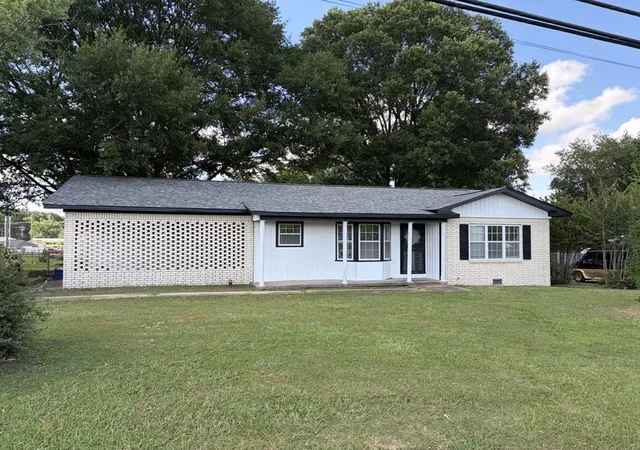 Photo 1 of Single family home for sale at 618 Madden Rd, Jacksonville, AR 72076 | MLS# 1353951 | Listing updated on 2026-07-01