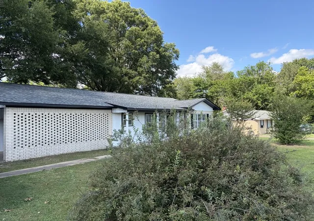 Photo 2 of Single family home for sale at 618 Madden Rd, Jacksonville, AR 72076 | MLS# 1353951 | Listing updated on 2026-07-01