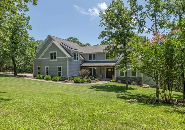 3rd image of 2357 N Fox Trl, Fayetteville, AR 72703 | MLS# 1353702