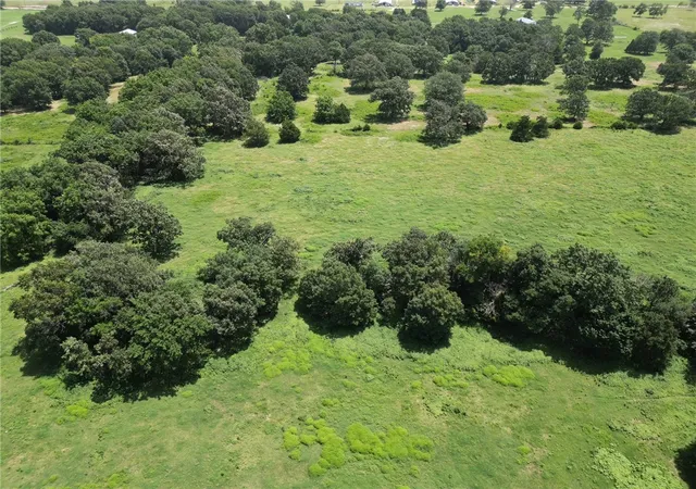 3rd image of 12281 Benson Rd, Gravette, AR 72736 | MLS# 1353639