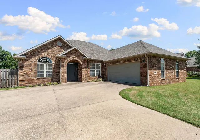 1st image of 258 Sundown Dr, Farmington, AR 72730 | MLS# 1353901