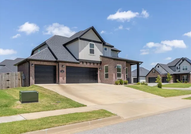 2nd image of 5204 Nandina Ln, Bentonville, AR 72713 | MLS# 1353822