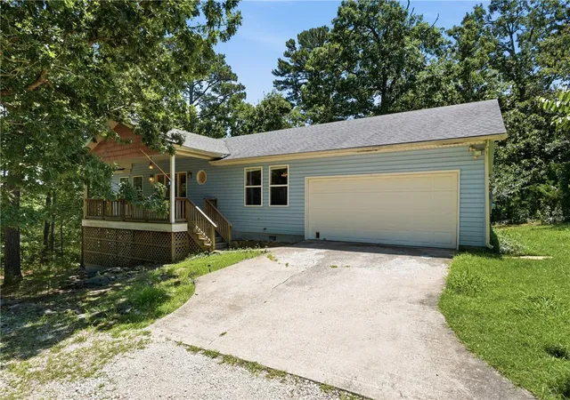 2nd image of 3 Richard Cir, Eureka Springs, AR 72632 | MLS# 1353704