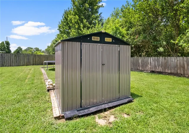 28th image of 1011 W Green Acres Pl, Rogers, AR 72758 | MLS# 1353993