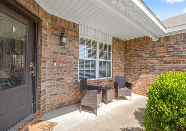 Homes for sale in Bentonville, AR | 5410 Regent Rd, Bentonville, AR 72713 | MLS# 1354002