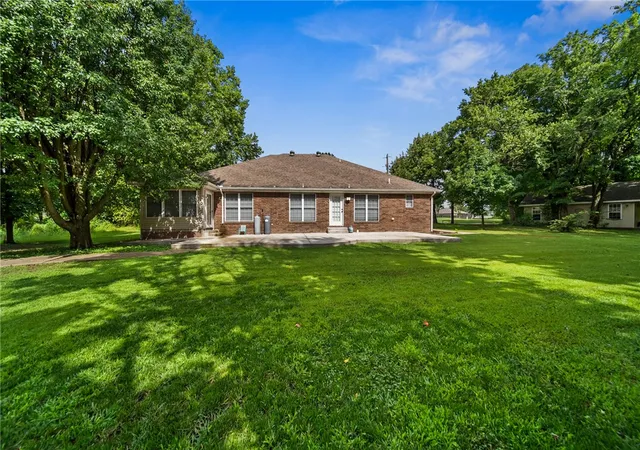 30th image of 32 Cannich Dr, Bella Vista, AR 72715 | MLS# 1354070