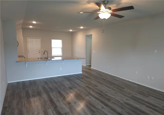 4th image of 1061 E Bunting, Fayetteville, AR 72701 | MLS# 1354040