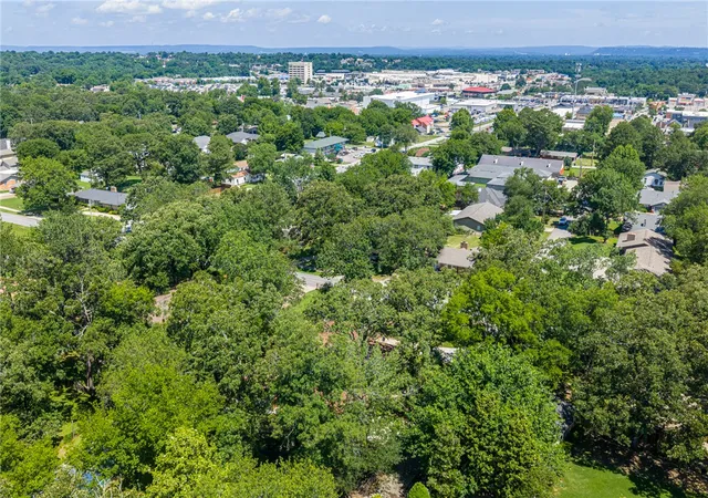60th image of 5620 Country Club Ave, Fort Smith, AR 72903 | MLS# 1354116