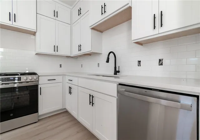 Photo 4 of Single family home for sale at 1670 N Leverett Ave, Fayetteville, AR 72703 | MLS# 1354117 | Listing updated on 2026-07-24
