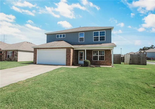 Homes for sale in Centerton, AR | 1671 Scotland Dr, Centerton, AR 72719 | MLS# 1354112