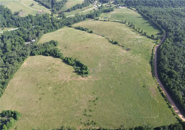 5th image of Madison 7795, Huntsville, AR 72740 | MLS# 1354174