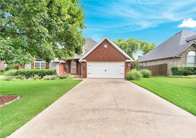 3rd image of 8176 Anna Maria Ave, Springdale, AR 72762 | MLS# 1353806