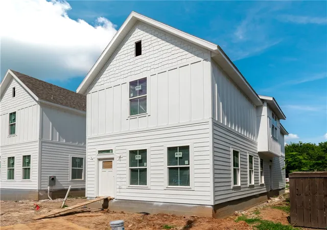 1st image of 1316 S College Ave, Fayetteville, AR 72701 | MLS# 1354208