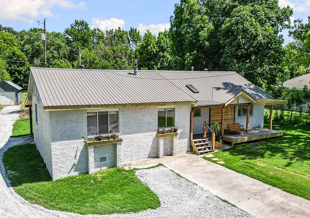5th image of 20908 Dawn Hill East Rd, Gentry, AR 72734 | MLS# 1354097