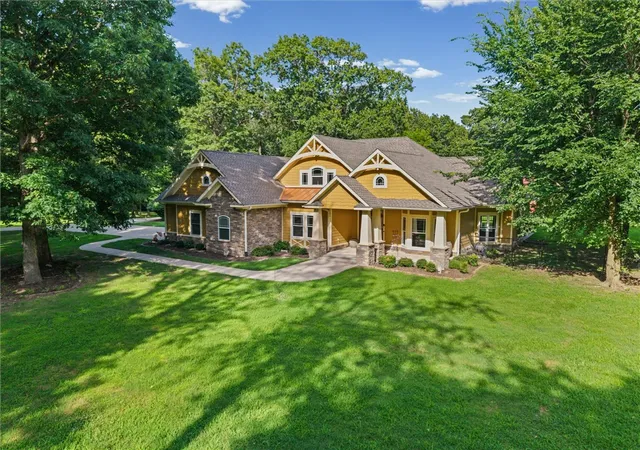 1st image of 19534 Eastfork Ln, Gravette, AR 72736 | MLS# 1353961