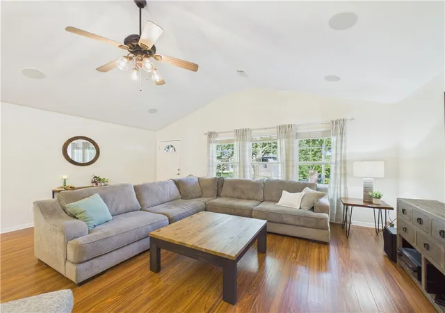 4th image of 8 Benwick Ln, Bella Vista, AR 72714 | MLS# 1354062