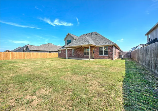 Homes for sale in Tontitown, AR | 467 Tartaglia Ave, Tontitown, AR 72762 | MLS# 1354009