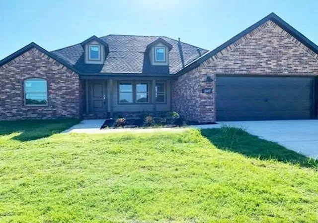 Homes for sale in Siloam Springs, AR | 911 W Carley Dr, Siloam Springs, AR 72761 | MLS# 1354307