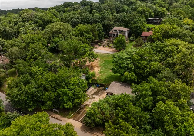 5th image of 216 N Fletcher Ave, Fayetteville, AR 72701 | MLS# 1352533