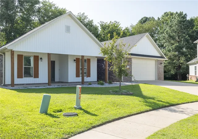 5th image of 85 N Isabella Pl, Farmington, AR 72730 | MLS# 1354335