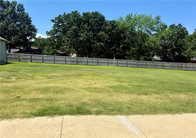 Homes for sale in Russellville, AR | 111 Harbor Cir, Russellville, AR 72802 | MLS# 1354312
