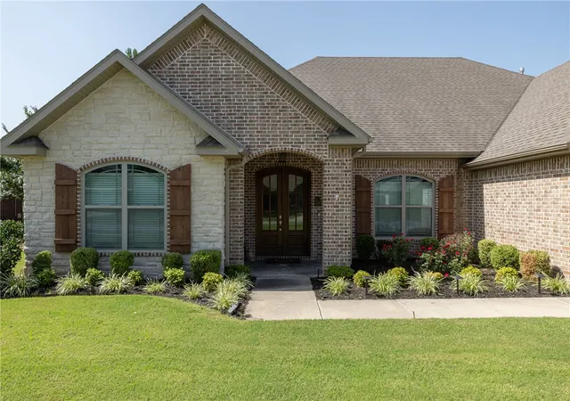 1st image of 2661 W Vanike Dr, Fayetteville, AR 72704 | MLS# 1353857