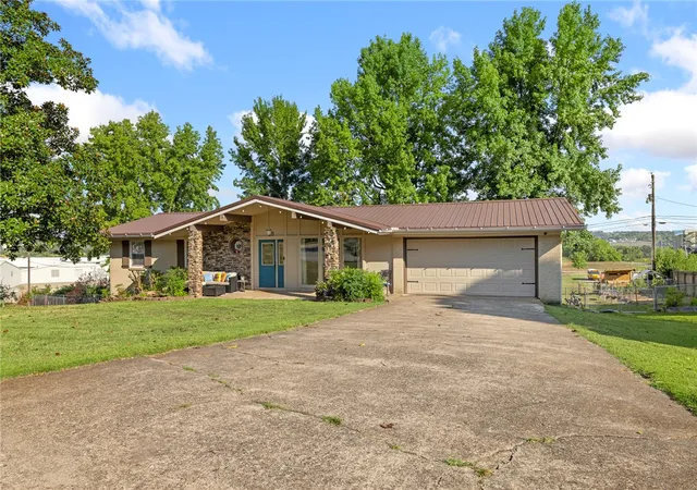 Homes for sale in Harrison, AR | 18 Mimosa Dr, Harrison, AR 72601 | MLS# 1354381