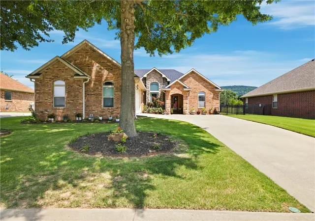 Homes for sale in Farmington, AR | 11186 Payne Stewart Dr, Farmington, AR 72730 | MLS# 1354383