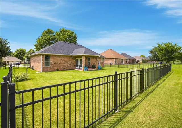 Homes for sale in Farmington, AR | 11186 Payne Stewart Dr, Farmington, AR 72730 | MLS# 1354383