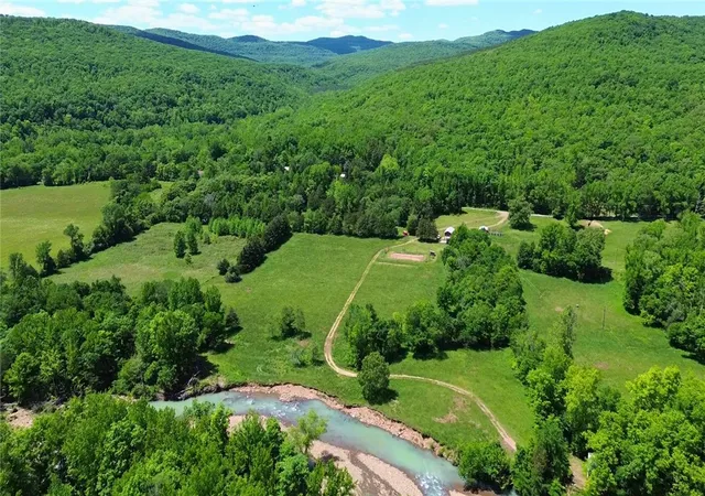 Homes for sale in Pettigrew, AR | 786 Acres Cr 6151, Pettigrew, AR 72752 | MLS# 1354400