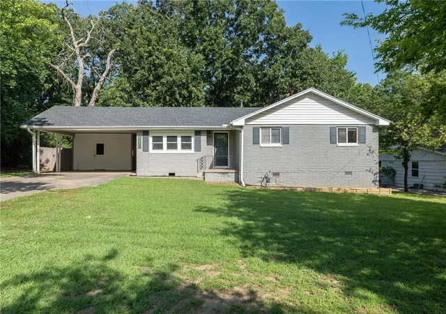 1st image of 1931 N Old Wire Rd, Fayetteville, AR 72703 | MLS# 1354266