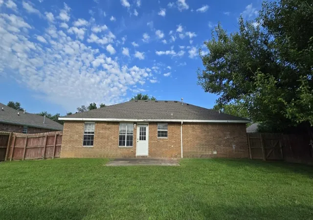 14th image of 550 Walker St, Centerton, AR 72719 | MLS# 1354411