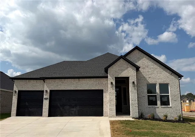1st image of 2497 N Glenmoor Dr, Fayetteville, AR 72704 | MLS# 1354486