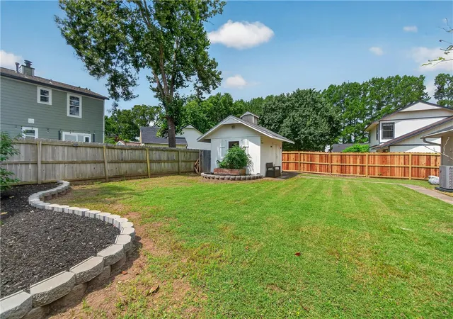 Homes for sale in Bentonville, AR | 204 Jonathan Dr, Bentonville, AR 72712 | MLS# 1354377