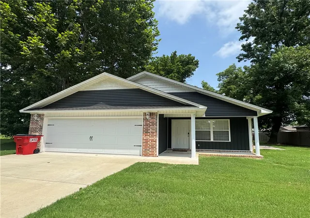 Homes for sale in Dardanelle, AR | 216 Lower Danville Rd, Dardanelle, AR 72834 | MLS# 1353360
