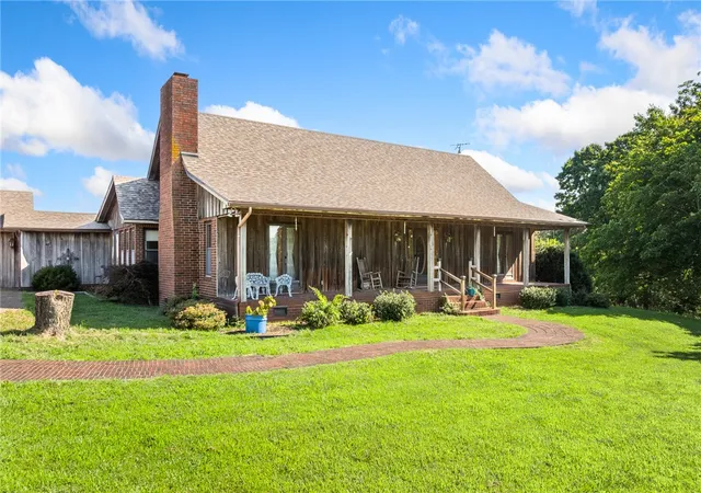 2nd image of 318 Friends Ln, Western Grove, AR 72685 | MLS# 1354567