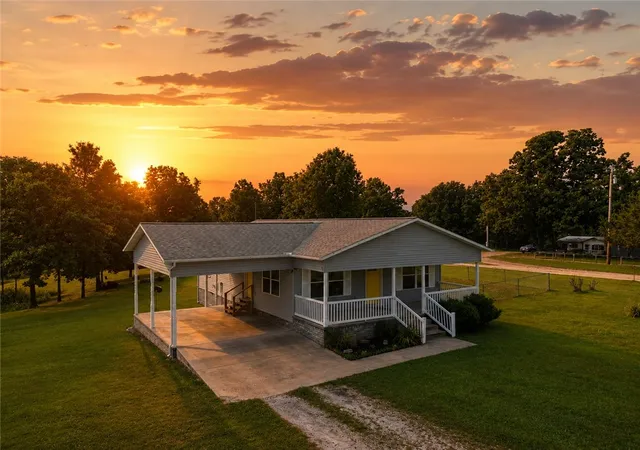 3rd image of 2268 New Testament Church Dr, Harrison, AR 72601 | MLS# 1353924