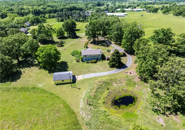 4th image of 19110 Rocky Trail Rd, Gentry, AR 72734 | MLS# 1354557