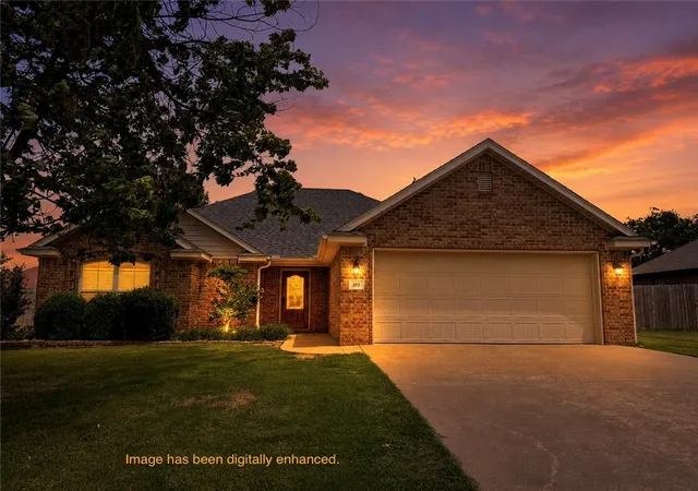1st image of 392 N Cold Harbor Ave, Fayetteville, AR 72704 | MLS# 1354460
