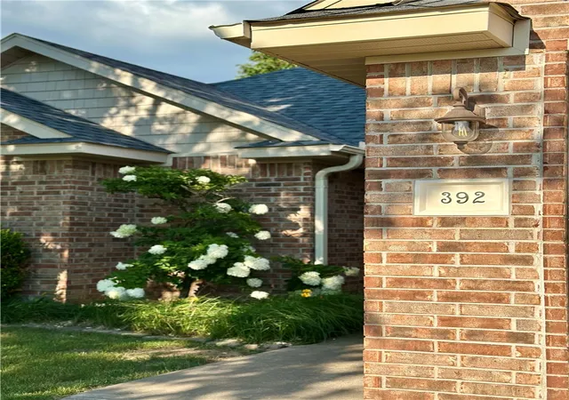 3rd image of 392 N Cold Harbor Ave, Fayetteville, AR 72704 | MLS# 1354460