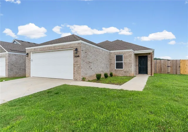 2nd image of 5546 Sugarloaf Ave, Springdale, AR 72764 | MLS# 1354693