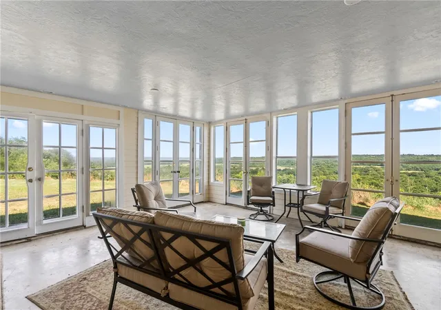 4th image of 14129 Oak Ridge Cir, Kansas, OK 74347 | MLS# 1353866