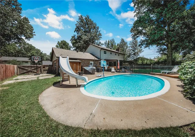 39th image of 808 Holiman St, Springdale, AR 72762 | MLS# 1354512