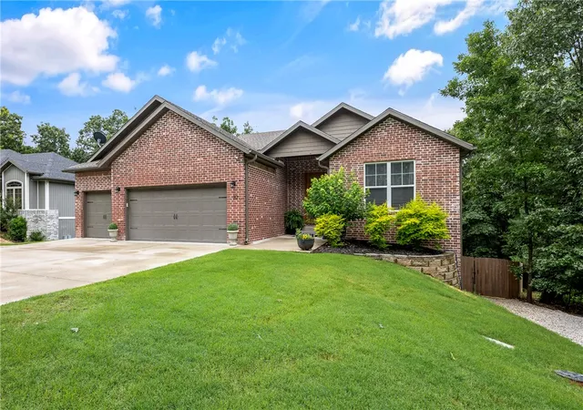 38th image of 30 Brecknock Dr, Bella Vista, AR 72714 | MLS# 1354048