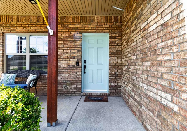 3rd image of 2704 Whispering Woods Ct, Lowell, AR 72745 | MLS# 1354743