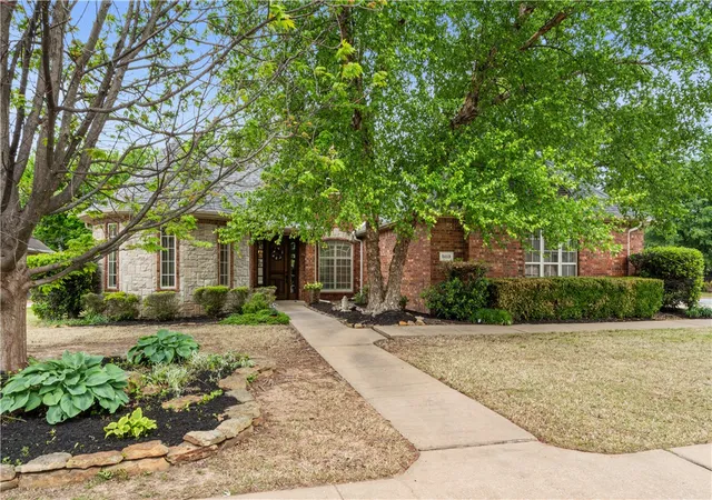 2nd image of 5113 S Bent Tree, Rogers, AR 72758 | MLS# 1354751