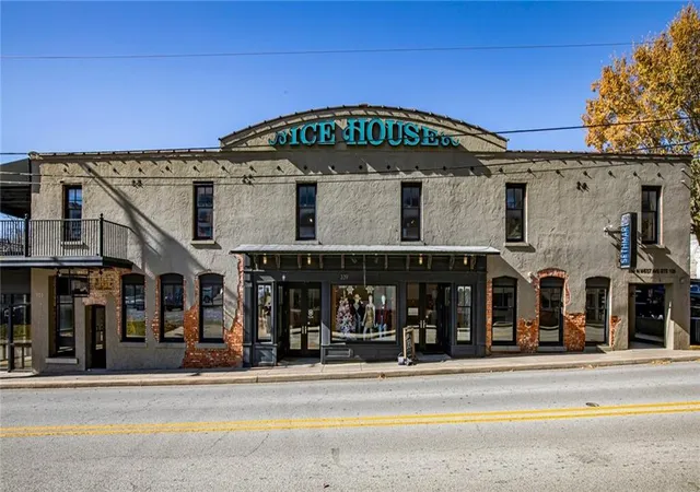 41st image of 339 N West Ave #207, Fayetteville, AR 72701 | MLS# 1354641