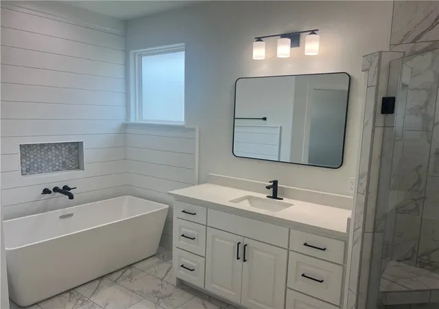 image of 1801 Gaines St, Pea Ridge, AR 72751 | MLS# 1354744